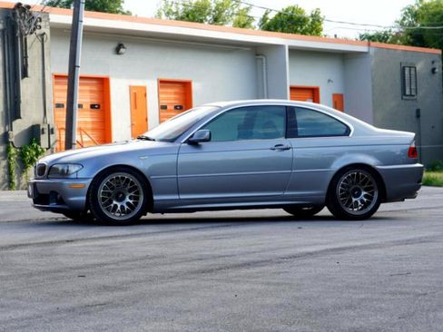 Used 2004 BMW 330Ci Coupe image 11