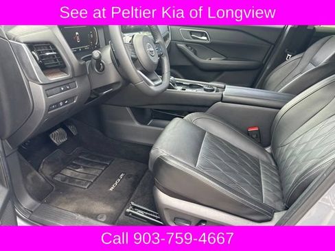 Used 2024 Nissan Rogue Platinum w/ Platinum Premium Package AWD/4WD image 14