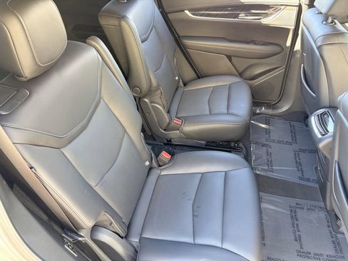 Certified 2023 Cadillac XT6 Premium Luxury w/ Technology Package image 14