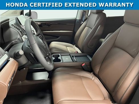 Certified 2025 Honda Odyssey Touring image 13