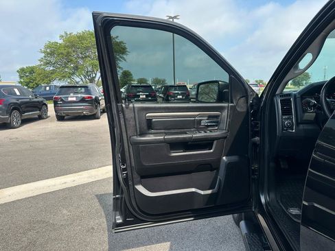 Used 2016 RAM 1500 Sport w/ Sport Premium Group AWD/4WD image 11