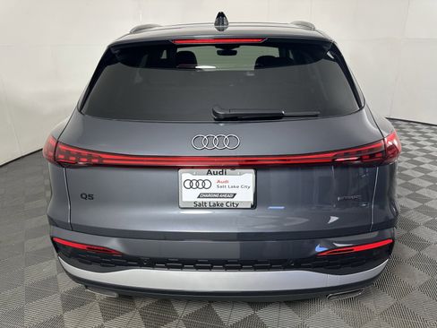 Certified 2025 Audi Q5 Premium Plus w/ Premium Plus image 7