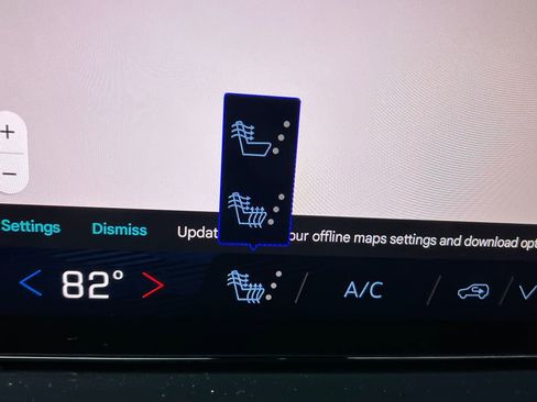 Used 2025 Chevrolet Tahoe Z71 image 29