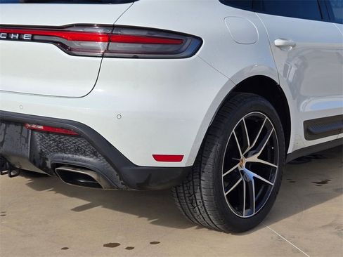 Used 2023 Porsche Macan Turbo image 21