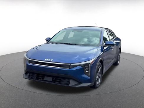 Used 2025 Kia K4 FWD image 5