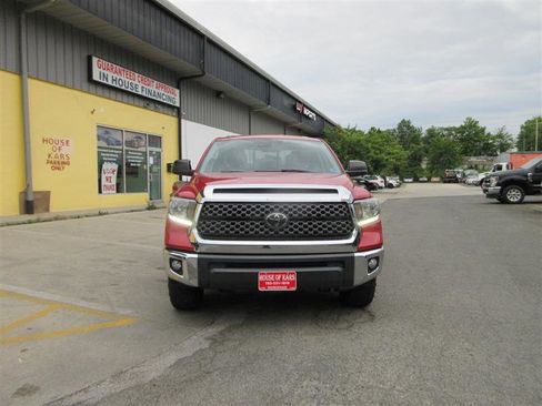 Used 2018 Toyota Tundra SR5 AWD/4WD image 30