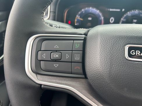 New 2026 Jeep Grand Wagoneer 4WD image 18