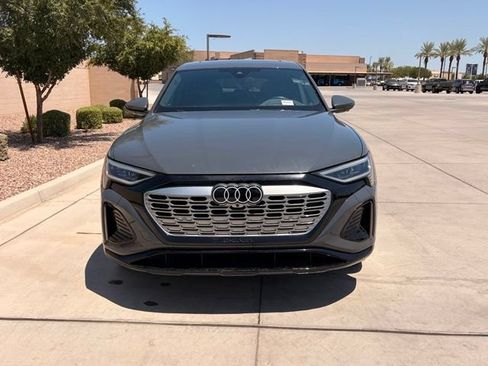 Used 2024 Audi Q8 e-tron Prestige w/ Prestige Package AWD/4WD image 3