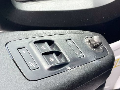 Used 2023 RAM ProMaster 3500 w/ Driver Convenience Group FWD image 17