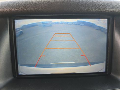 Used 2017 GMC Yukon SLT w/ HD Trailering Package image 25