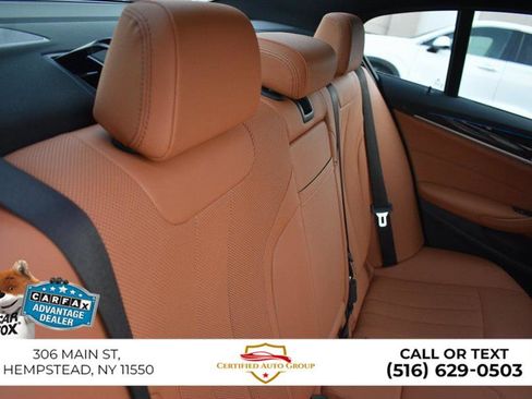 Used 2023 BMW 530e xDrive 530e iPerformance w/ Premium Package image 29