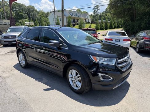 Used 2018 Ford Edge SEL w/ Equipment Group 201A AWD/4WD image 3
