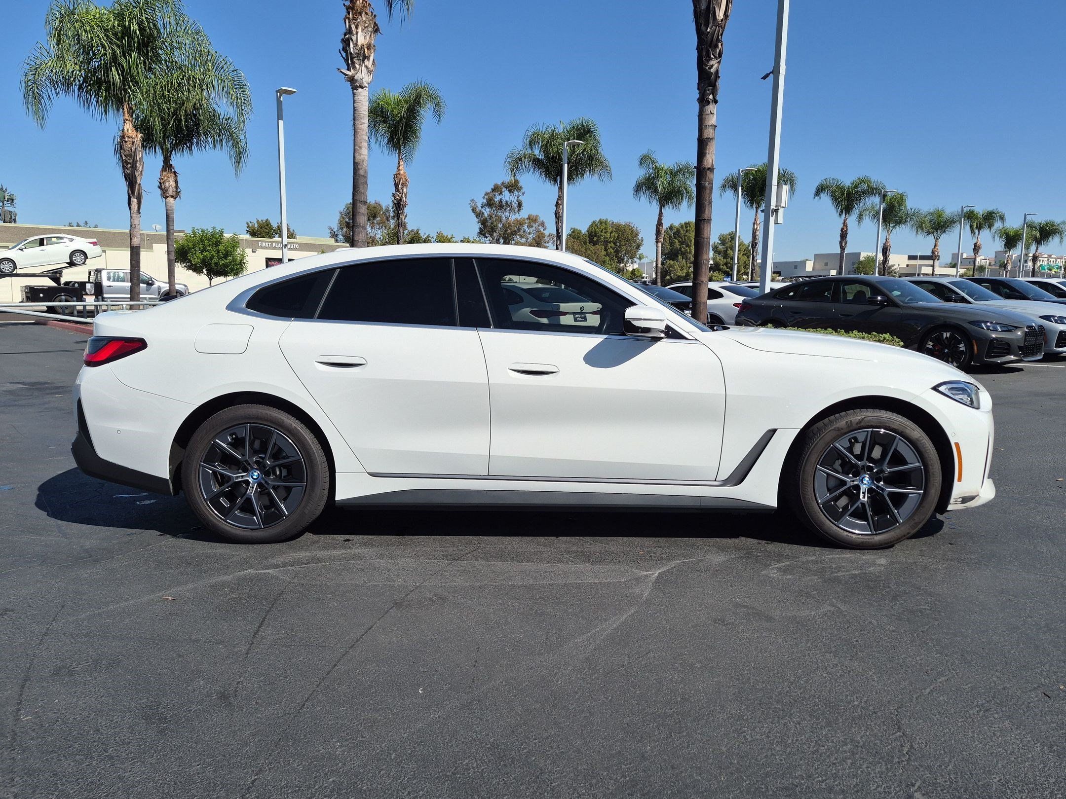 Certified 2024 BMW i4 eDrive35 w/ Premium Package RWD image 11
