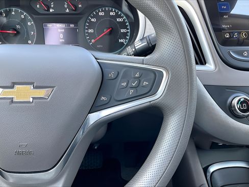 Used 2024 Chevrolet Malibu LT FWD image 11