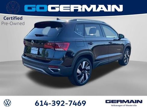 Certified 2024 Volkswagen Taos SE image 7