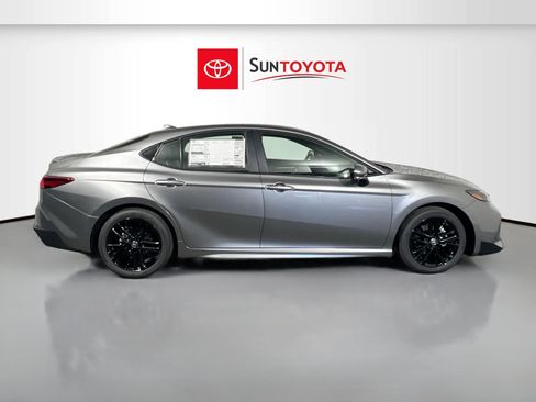 New 2026 Toyota Camry SE FWD image 2