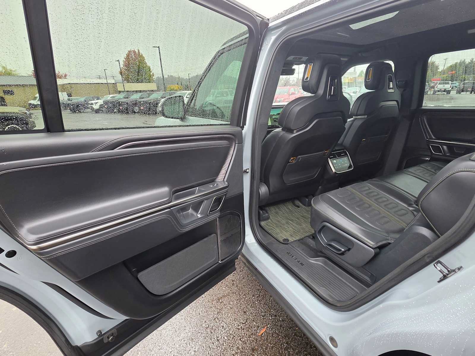 Used 2023 Rivian R1S Adventure Quad AWD/4WD image 17