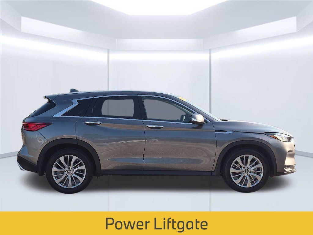 Used 2023 INFINITI QX50 Pure FWD image 9