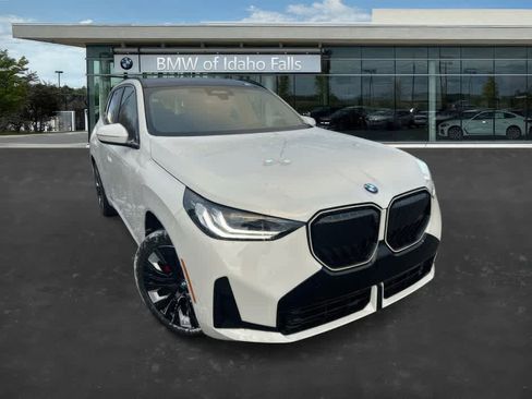 New 2026 BMW X3 xDrive30 w/ Premium Package image 1