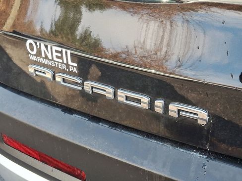 Certified 2023 GMC Acadia SLE w/ Driver Convenience Package image 29