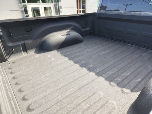 Certified 2025 RAM 2500 Big Horn AWD/4WD image 12