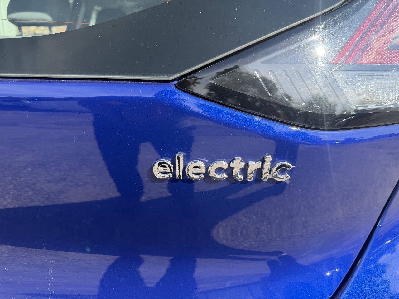 Used 2020 Hyundai Ioniq SE FWD image 16