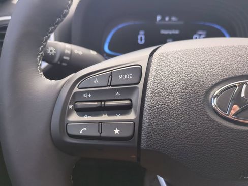 New 2026 Hyundai Venue SEL FWD image 32