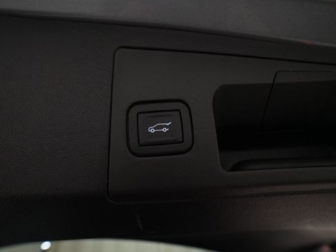 Used 2024 Cadillac XT5 Sportv AWD/4WD image 15