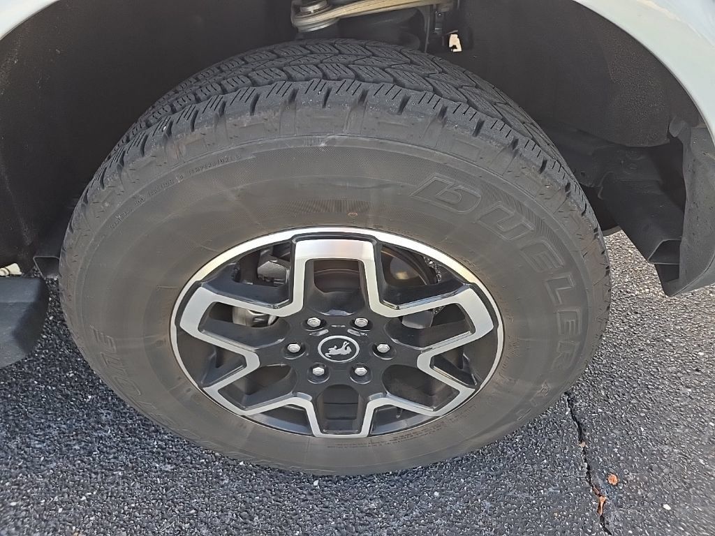 Used 2024 Ford Bronco Outer Banks AWD/4WD image 4