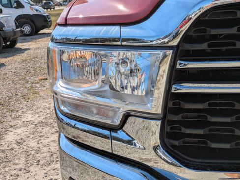 Used 2024 RAM 2500 Big Horn w/ Bed Utility Group image 9