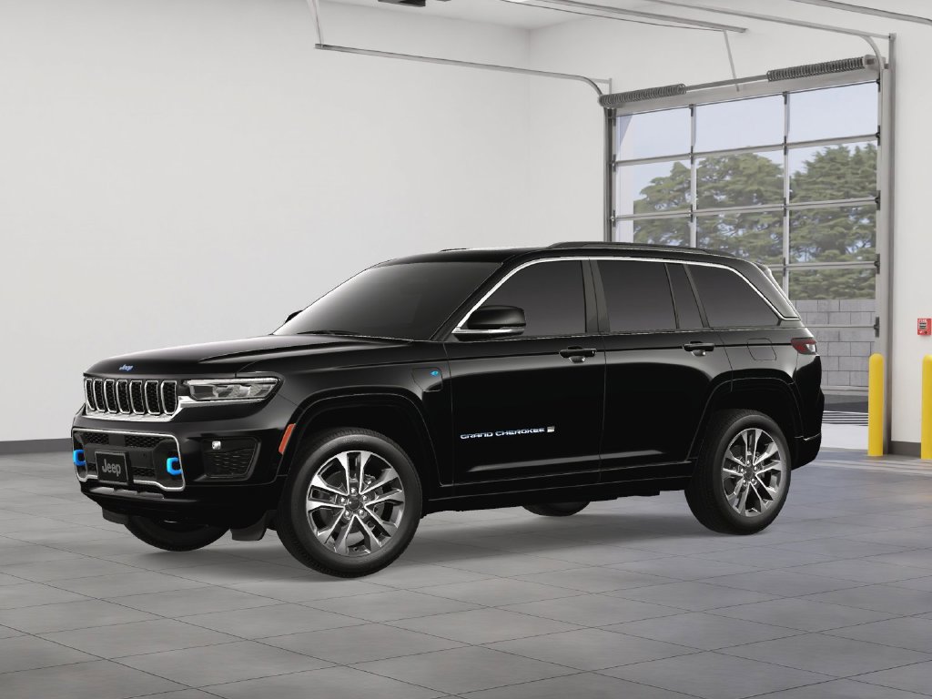New 2024 Jeep Grand Cherokee Overland w/ Advanced Protech Group III AWD/4WD image 2