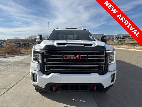 Used 2023 GMC Sierra 2500 AT4 w/ AT4 Preferred Package image 7