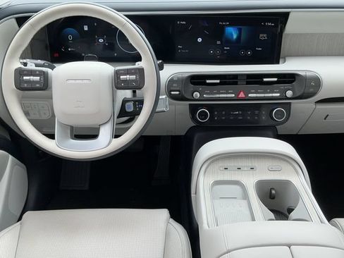 Used 2026 Hyundai Palisade Calligraphy FWD image 12