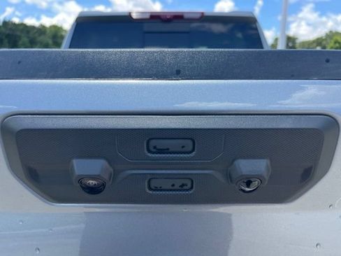 New 2026 Chevrolet Silverado 1500 High Country w/ Technology Package AWD/4WD image 7