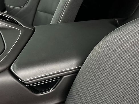 Used 2023 Chevrolet Corvette Stingray Premium Conv w/ Z51 Performance Package image 15