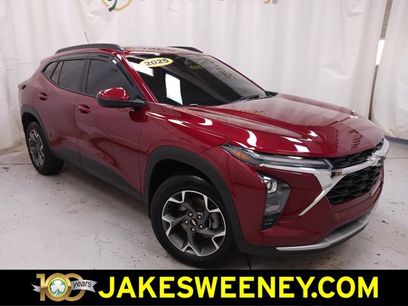 Used 2025 Chevrolet Trax LT w/ Driver Confidence Package