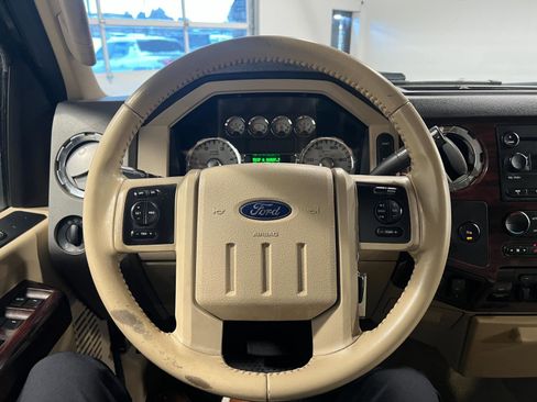 Used 2008 Ford F350 Lariat image 11