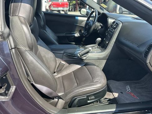 Used 2013 Chevrolet Corvette Coupe image 13