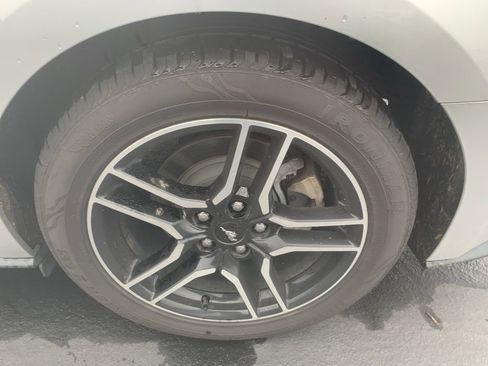 Used 2018 Ford Mustang Premium w/ Equipment Group 201A image 9