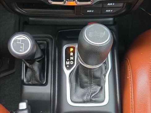 Used 2023 Jeep Wrangler Unlimited Sport AWD/4WD image 11
