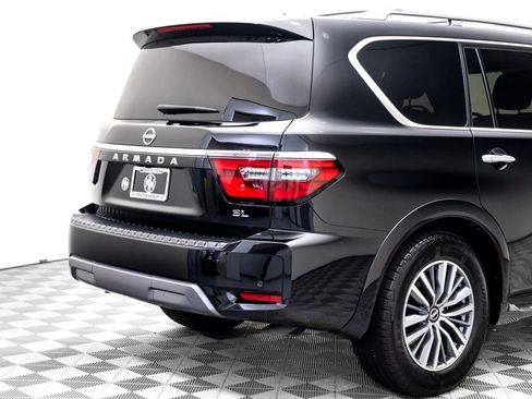 Used 2023 Nissan Armada SL w/ Captain's Chairs Package image 37
