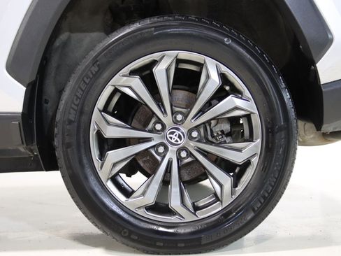Used 2022 Toyota RAV4 Limited AWD/4WD image 68