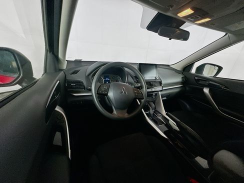 Used 2024 Mitsubishi Eclipse Cross LE image 18