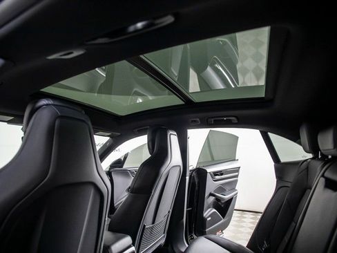 Used 2024 Porsche Macan 4 Electric image 21