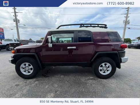 Used 2007 Toyota FJ Cruiser 4WD image 6