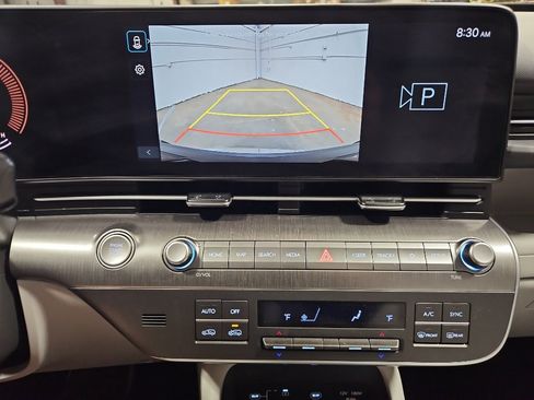 Used 2025 Hyundai Kona SEL FWD image 10
