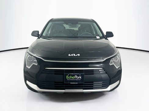 Used 2026 Kia Niro LX FWD image 2