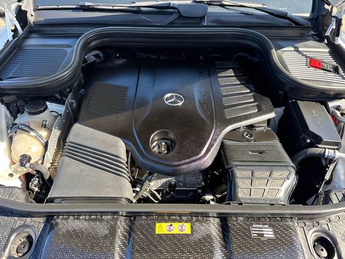 Used 2021 Mercedes-Benz GLE 450 4MATIC w/ AMG Line Exterior image 6