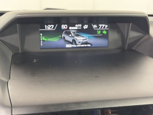 Used 2020 Subaru Forester Premium AWD/4WD image 20