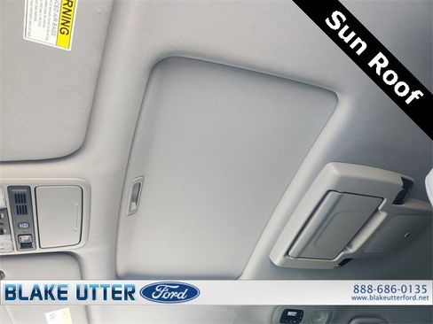 Used 2021 Honda Odyssey Touring image 13